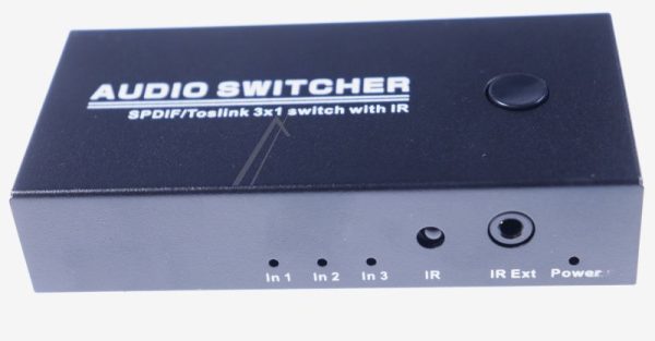 TOSLINK AUDIO SWITCHER /  SIGNAL UMSCHALTER - 3 EIN /  1 AUS